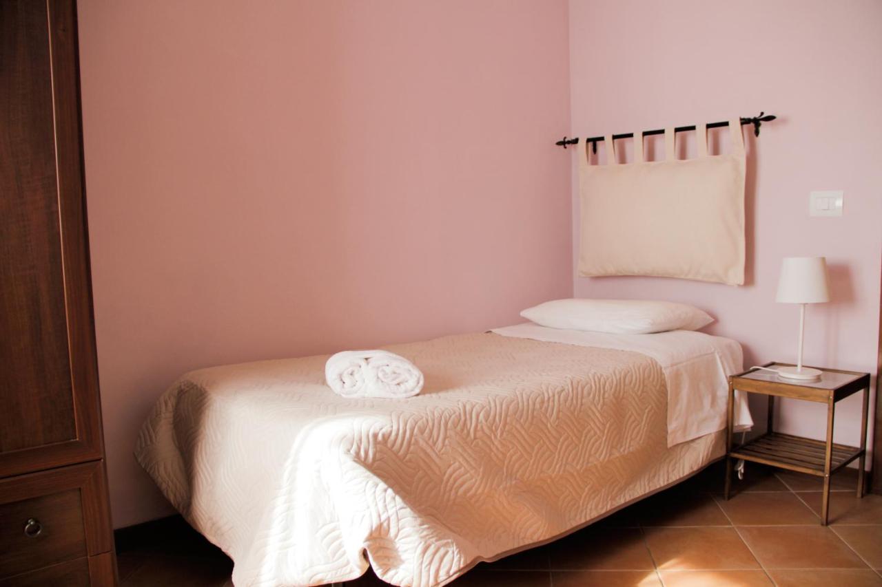 Il Casale Di Gardenia Bed & Breakfast Cesano Dış mekan fotoğraf