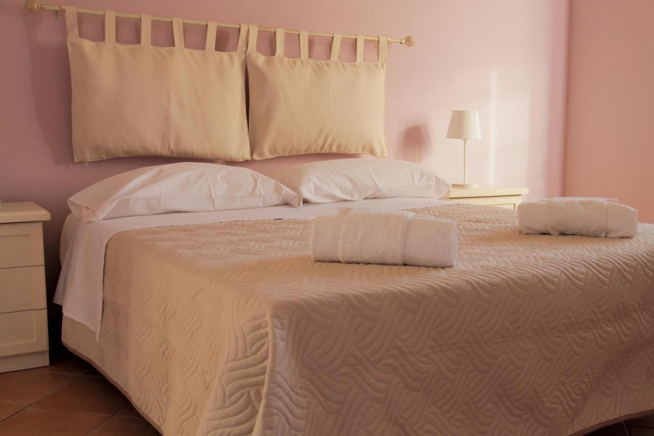 Il Casale Di Gardenia Bed & Breakfast Cesano Dış mekan fotoğraf