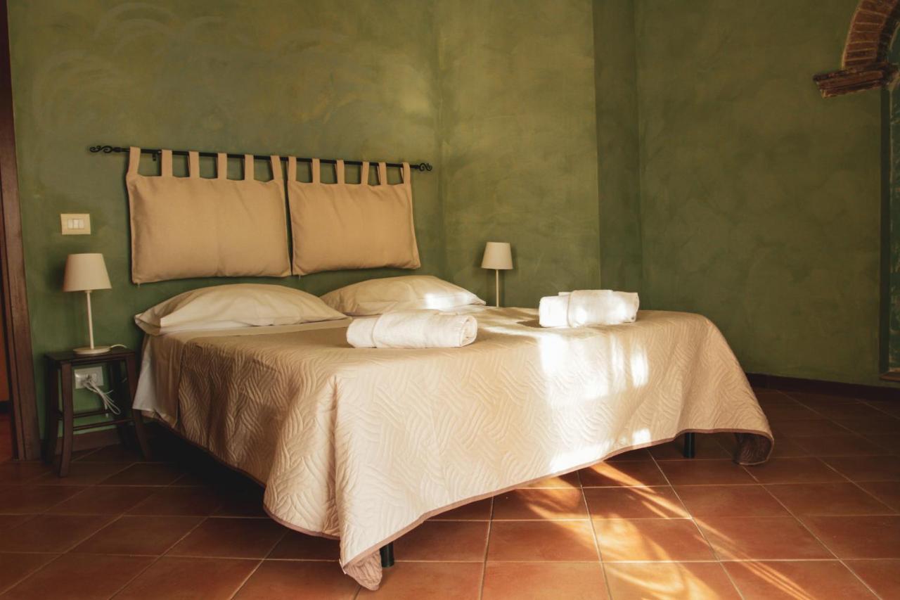 Il Casale Di Gardenia Bed & Breakfast Cesano Dış mekan fotoğraf